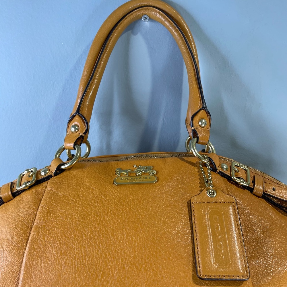 Coach Madison Leather Lindsey Satchel in
Saffron 18641 - Picture 11 of 14